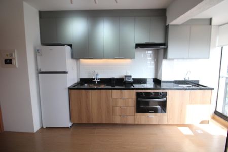 Sala/Cozinha de kitnet/studio para alugar com 1 quarto, 24m² em Centro, Osasco