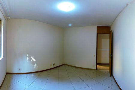 Apartamento para alugar com 64m², 3 quartos e 1 vaga