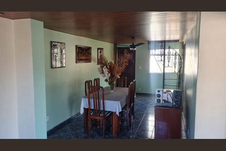 Apartamento à venda com 130m², 2 quartos e sem vaga Apartamento à venda com 130m², 2 quartos e sem vagaSala