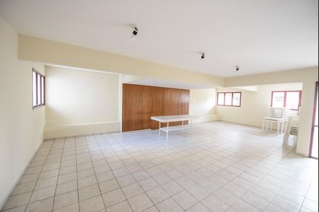 Apartamento para alugar com 100m², 3 quartos e 2 vagas Apartamento para alugar com 100m², 3 quartos e 2 vagasÁrea comum - Salão de festas