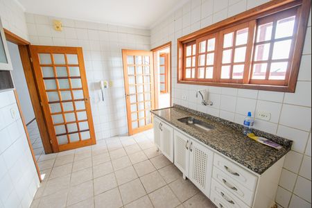 Apartamento para alugar com 100m², 3 quartos e 2 vagas Apartamento para alugar com 100m², 3 quartos e 2 vagasCozinha