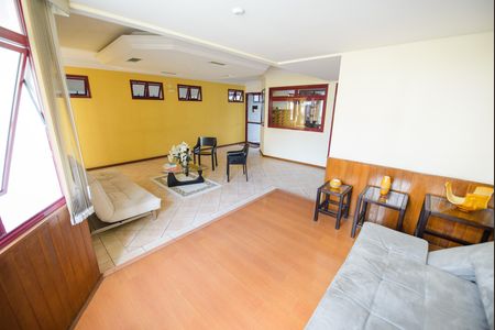 Apartamento para alugar com 100m², 3 quartos e 2 vagas Apartamento para alugar com 100m², 3 quartos e 2 vagasHall de entrada
