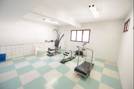 Apartamento para alugar com 100m², 3 quartos e 2 vagas Apartamento para alugar com 100m², 3 quartos e 2 vagasÁrea comum - Academia
