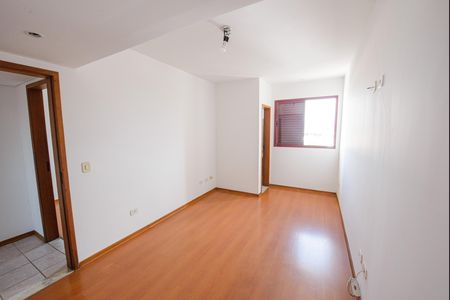 Apartamento para alugar com 100m², 3 quartos e 2 vagas Apartamento para alugar com 100m², 3 quartos e 2 vagasSuíte