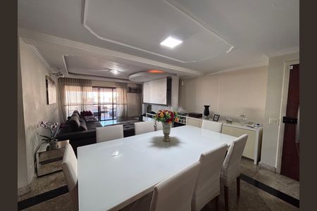 Apartamento para alugar com 5 quartos, 217m² em Recreio dos Bandeirantes, Rio de Janeiro