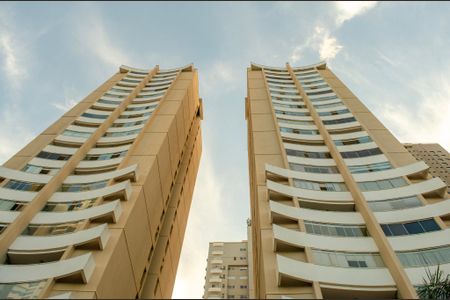 Fachada do Prédio de apartamento à venda com 2 quartos, 55m² em Jardim Goiás, Goiânia