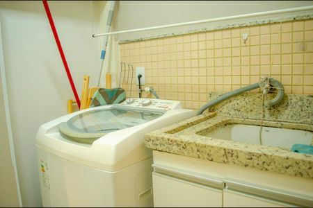Área de Serviço de apartamento à venda com 2 quartos, 55m² em Jardim Goiás, Goiânia