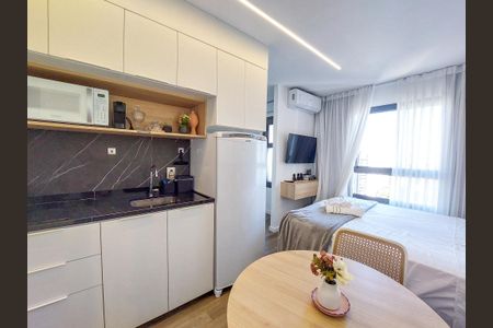 Studio de kitnet/studio à venda com 1 quarto, 21m² em Campo Belo, São Paulo