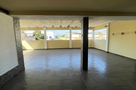 Casa para alugar com 200m², 4 quartos e 1 vaga Casa para alugar com 200m², 4 quartos e 1 vagaTerraço