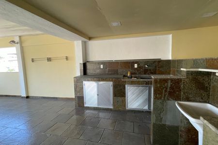 Casa para alugar com 200m², 4 quartos e 1 vaga Casa para alugar com 200m², 4 quartos e 1 vagaTerraço