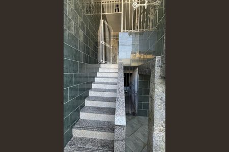 Casa para alugar com 200m², 4 quartos e 1 vaga Casa para alugar com 200m², 4 quartos e 1 vagaVaranda