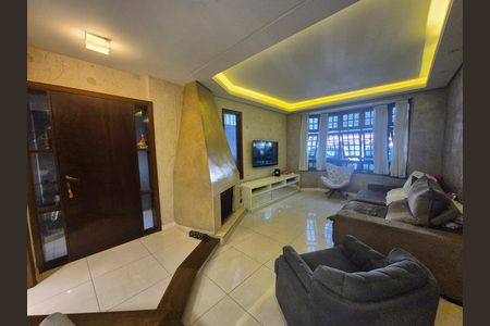 Apartamento para alugar com 3 quartos, 224m² em Chacara Nossa Senhora do Bom Conselho, São Paulo