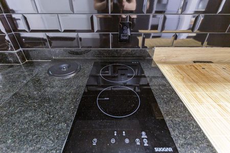 Cozinha de kitnet/studio para alugar com 1 quarto, 27m² em Indianópolis, São Paulo