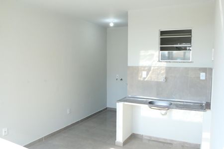 Apartamento para alugar com 1 quarto, 40m² em Kennedy, Nova Iguaçu