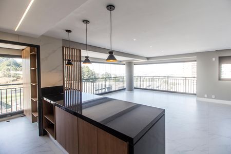 Apartamento para alugar com 120m², 2 quartos e 2 vagasCozinha