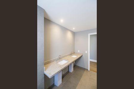 Apartamento para alugar com 120m², 2 quartos e 2 vagasBanheiro da Suíte
