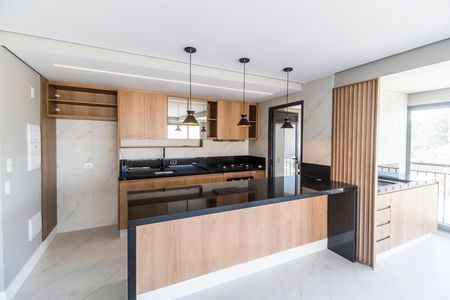 Cozinha de apartamento à venda com 2 quartos, 120m² em Centro Comercial Jubran, Barueri
