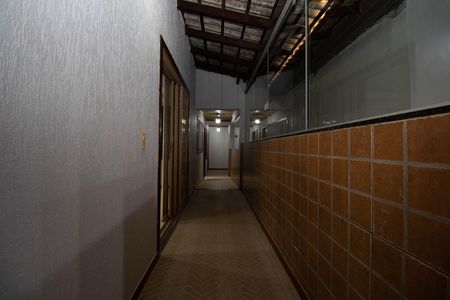 Casa para alugar com 260m², 5 quartos e 4 vagas Casa para alugar com 260m², 5 quartos e 4 vagasCorredor
