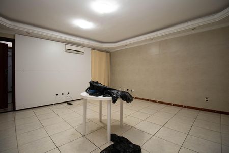 Casa para alugar com 260m², 5 quartos e 4 vagas Casa para alugar com 260m², 5 quartos e 4 vagasQuarto 3