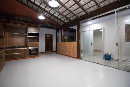 Casa para alugar com 260m², 5 quartos e 4 vagas Casa para alugar com 260m², 5 quartos e 4 vagasChurrasqueira