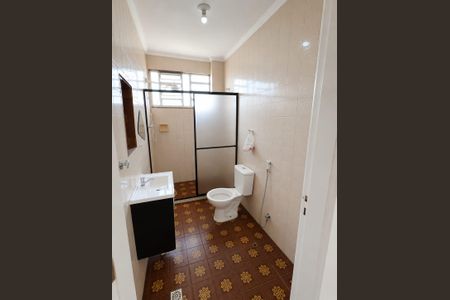 Banheiro de apartamento para alugar com 3 quartos, 58m² em Penha, Rio de Janeiro