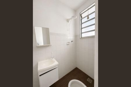 Banheiro de apartamento para alugar com 3 quartos, 58m² em Penha, Rio de Janeiro