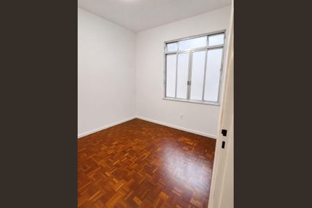 Quarto de apartamento para alugar com 3 quartos, 58m² em Penha, Rio de Janeiro