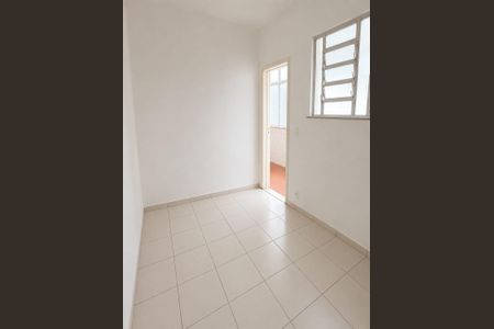 Quarto de apartamento para alugar com 3 quartos, 58m² em Penha, Rio de Janeiro