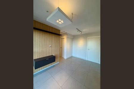 Sala de apartamento para alugar com 2 quartos, 42m² em Santo Antônio, Santo André