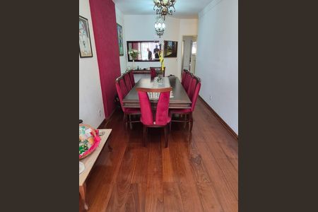 Apartamento à venda com 220m², 4 quartos e 2 vagas Apartamento à venda com 220m², 4 quartos e 2 vagasSALA DE JANTAR