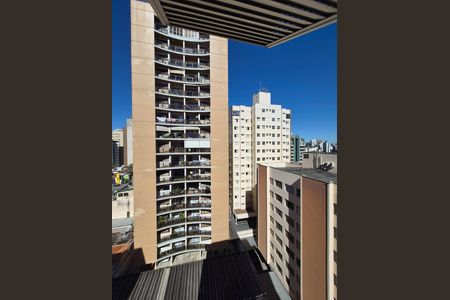 Apartamento à venda com 220m², 4 quartos e 2 vagas Apartamento à venda com 220m², 4 quartos e 2 vagasVISTA DA SUITE 1