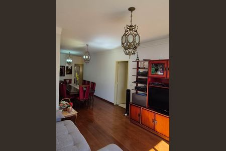 Apartamento à venda com 220m², 4 quartos e 2 vagas Apartamento à venda com 220m², 4 quartos e 2 vagasSALA