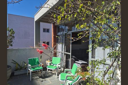 Apartamento à venda com 220m², 4 quartos e 2 vagas Apartamento à venda com 220m², 4 quartos e 2 vagasSACADA