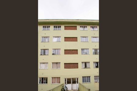 Fachada do bloco de apartamento para alugar com 2 quartos, 42m² em Campanário, Diadema