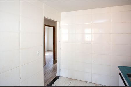 Cozinha de apartamento para alugar com 2 quartos, 42m² em Campanário, Diadema