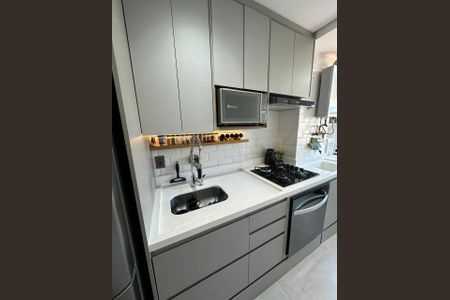 Cozinha de apartamento à venda com 2 quartos, 47m² em Quitaúna, Osasco