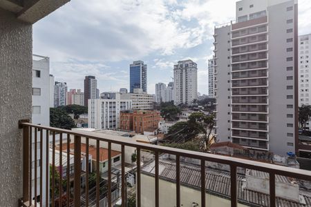 Varanda de kitnet/studio para alugar com 1 quarto, 25m² em Vila Olímpia, São Paulo