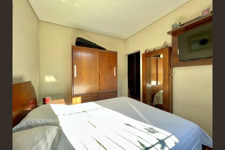 Casa à venda com 4 quartos, 320m² em Aparecida, Belo Horizonte
