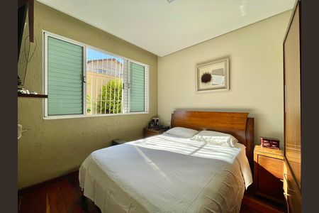Casa à venda com 4 quartos, 320m² em Aparecida, Belo Horizonte