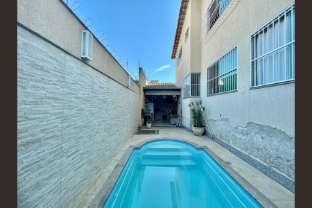 Casa à venda com 4 quartos, 320m² em Aparecida, Belo Horizonte