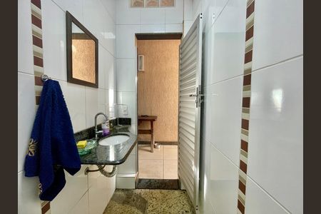 Casa à venda com 4 quartos, 320m² em Aparecida, Belo Horizonte
