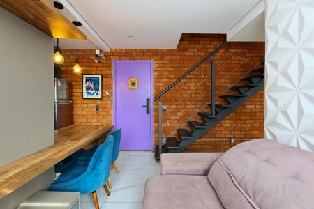 Sala de apartamento para alugar com 3 quartos, 84m² em Jardim das Palmas, São Paulo