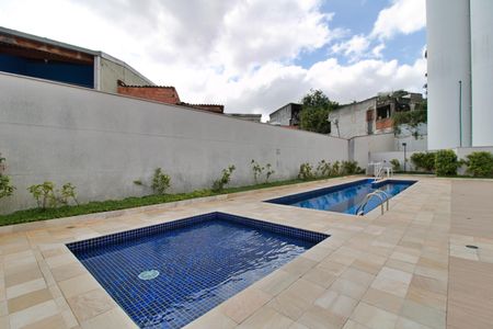 Apartamento para alugar com 84m², 3 quartos e 2 vagas Apartamento para alugar com 84m², 3 quartos e 2 vagasÁrea comum - Piscina