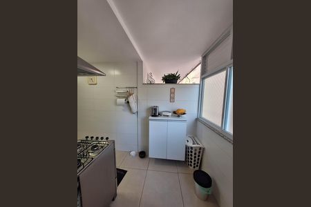 Apartamento à venda com 135m², 3 quartos e 1 vagaCozinha e Área de Serviço