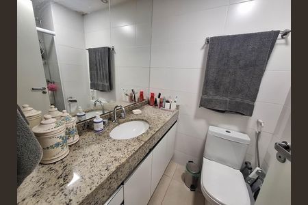 Apartamento à venda com 135m², 3 quartos e 1 vagaBanheiro Social