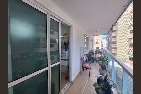 Varanda de apartamento à venda com 3 quartos, 135m² em Santa Rosa, Niterói