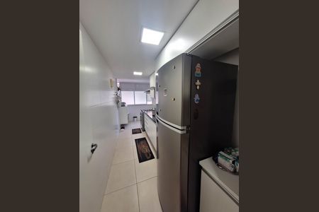 Apartamento à venda com 135m², 3 quartos e 1 vagaCozinha e Área de Serviço