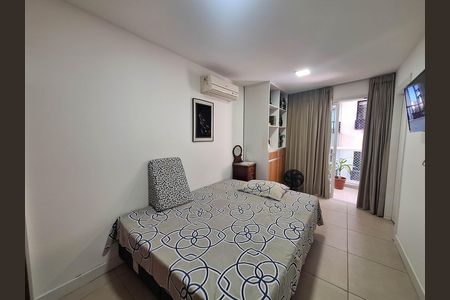 Apartamento à venda com 135m², 3 quartos e 1 vaga Suíte