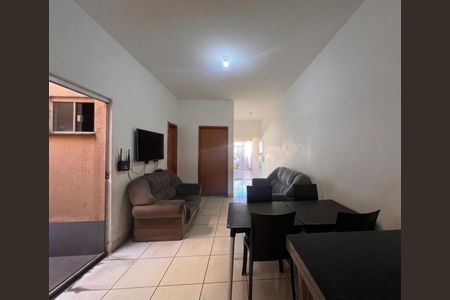 Sala de casa à venda com 2 quartos, 88m² em Jardim Alphaville, Goiânia