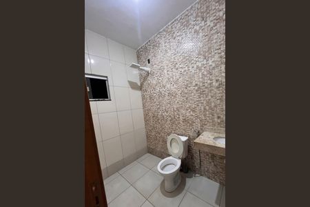 Banheiro de casa à venda com 2 quartos, 88m² em Jardim Alphaville, Goiânia